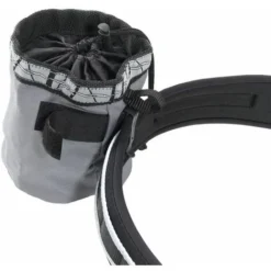 Ferplast DOG TREATS BAG Sachet Porte-croquettes à Chiens. Deux Tailles.. Variante SMALL - Mesures: Ø 12 X 13 Cm - Noir 5 Ferplast DOG TREATS BAG Sachet Porte-croquettes à Chiens. Deux Tailles.. Variante SMALL - Mesures: Ø 12 X 13 Cm - Noir -Promos Patto Chou Boutique 12573021 3